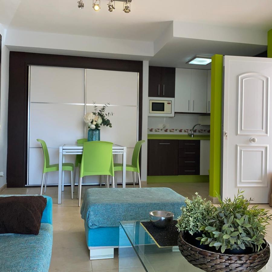 Residencial Oasis Apartment Мохакар Екстериор снимка
