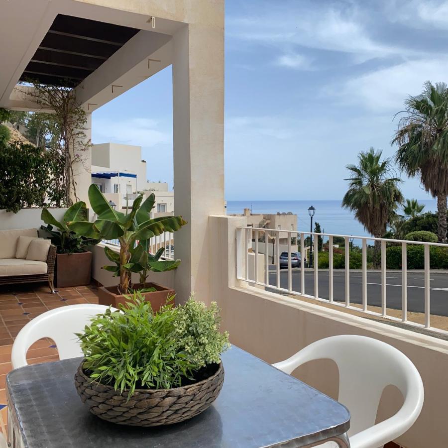 Residencial Oasis Apartment Мохакар Екстериор снимка